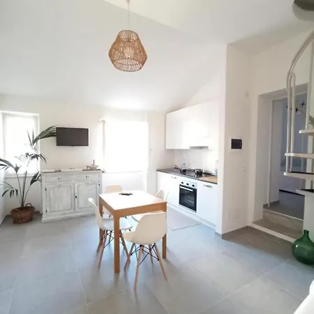 Ca' Du Marchin, Noli.