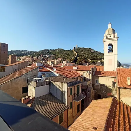 Ca' Du Marchin, Noli. * Noli