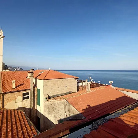 Ca' Du Marchin, Noli. Appartement