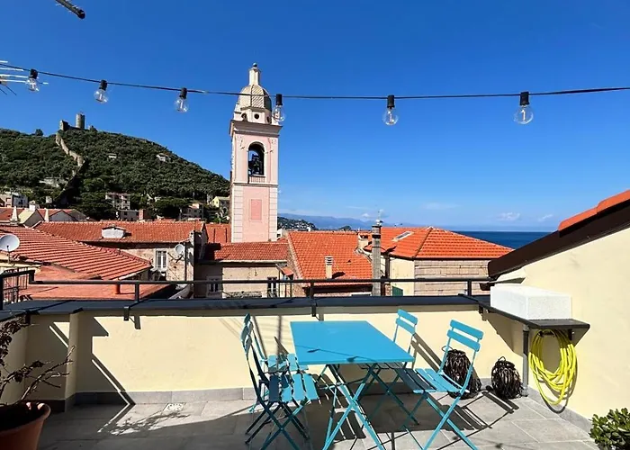 Ca' Du Marchin, Noli. Appartement Noli